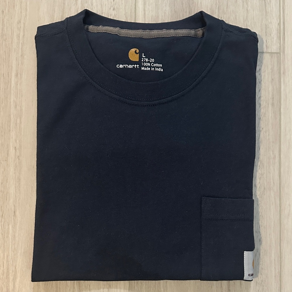 Men’s Carhartt Navy Blue Cotton Pocketed Short Sleeve Tee - Picture 10 of 10